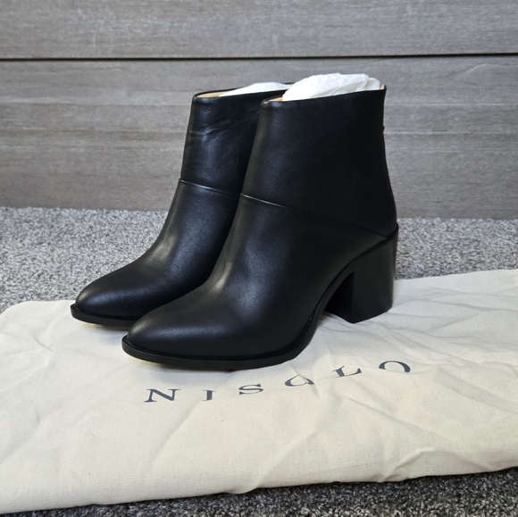 Nisolo Dari Boot Black Leather Ankle Booties NEW size 8.5 - Picture 1 of 11